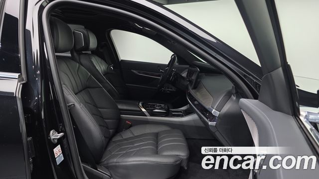 BMW 7-Series 740d xDrive Design Pure Excellence