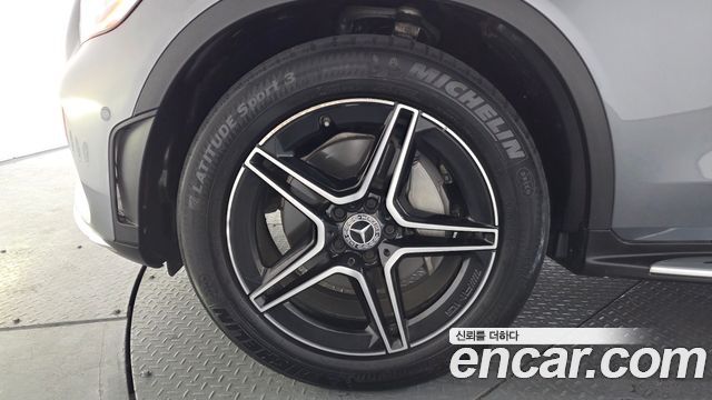 Mercedes-Benz GLC-Class GLC300 4MATIC Premium