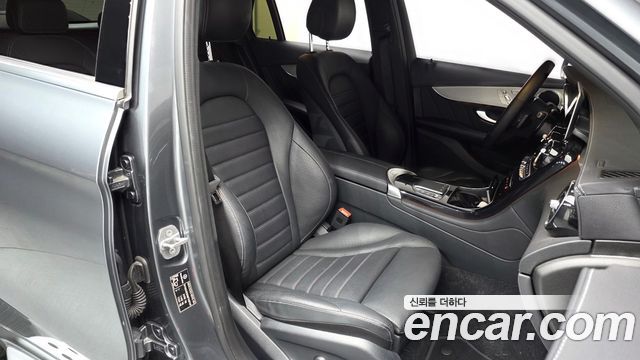 Mercedes-Benz GLC-Class GLC300 4MATIC Premium