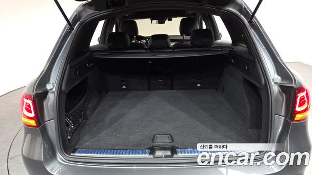 Mercedes-Benz GLC-Class GLC300 4MATIC Premium
