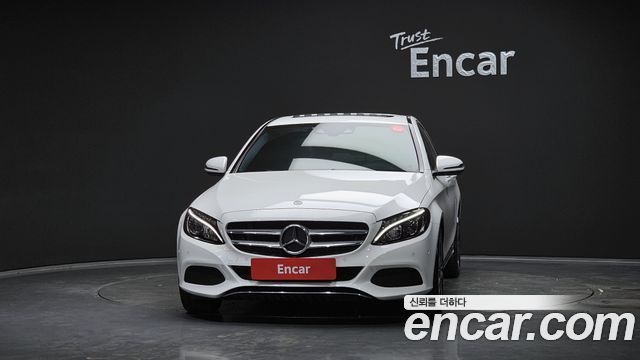 Mercedes-Benz C-Class C200 Avantgarde
