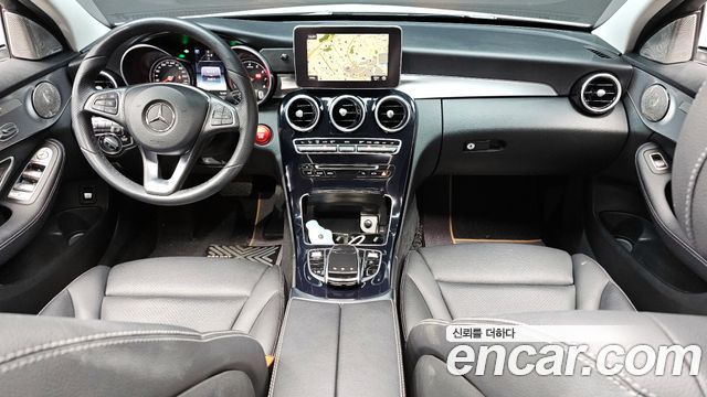 Mercedes-Benz C-Class C200 Avantgarde
