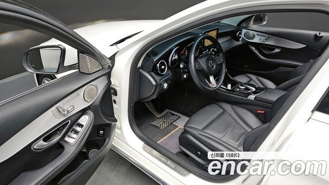 Mercedes-Benz C-Class C200 Avantgarde