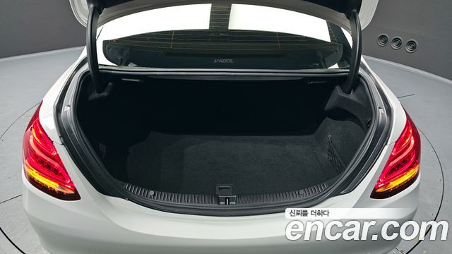 Mercedes-Benz C-Class C200 Avantgarde