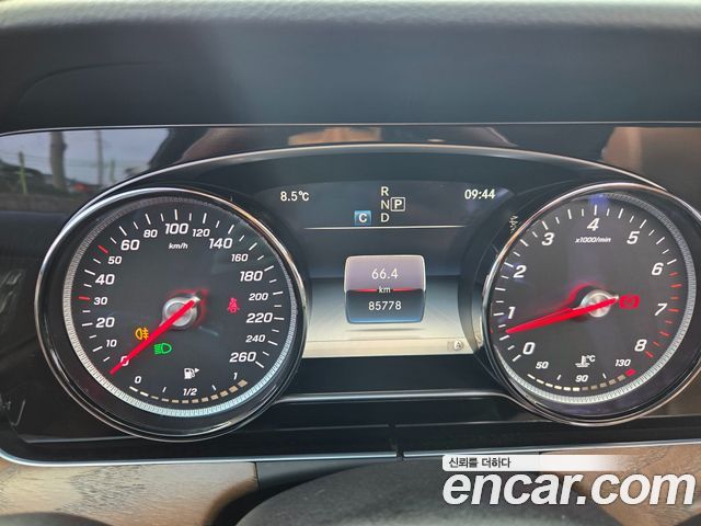 Mercedes-Benz E-Class E300 4MATIC Exclusive