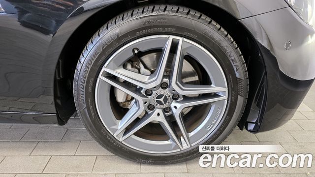 Mercedes-Benz E-Class E250 AMG Line