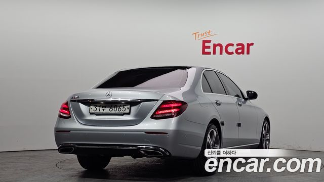 Mercedes-Benz E-Class E300 Avantgarde