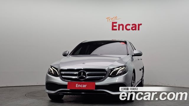 Mercedes-Benz E-Class E300 Avantgarde