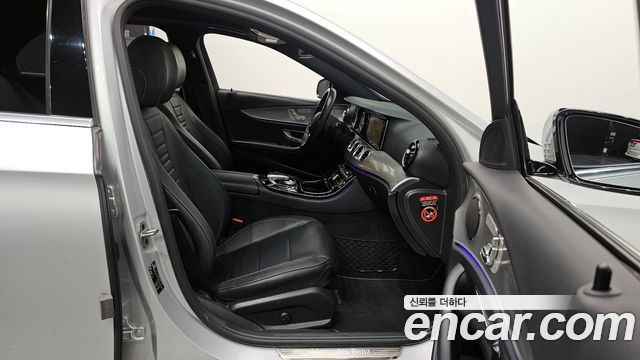 Mercedes-Benz E-Class E300 Avantgarde