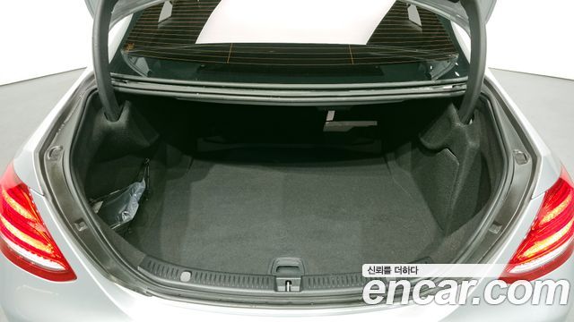 Mercedes-Benz E-Class E300 Avantgarde