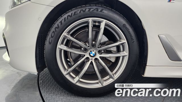 BMW 5-Series 520i M Sport