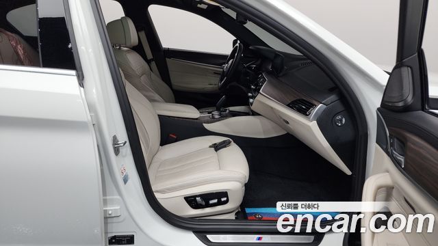 BMW 5-Series 520i M Sport