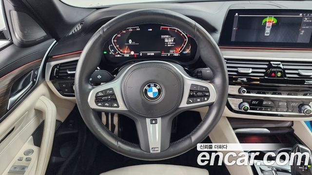 BMW 5-Series 520i M Sport