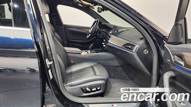 BMW 5-Series 530i xDrive M Sport Package Plus