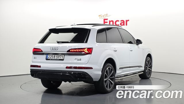 Audi Q7 55 TFSI Quattro Premium