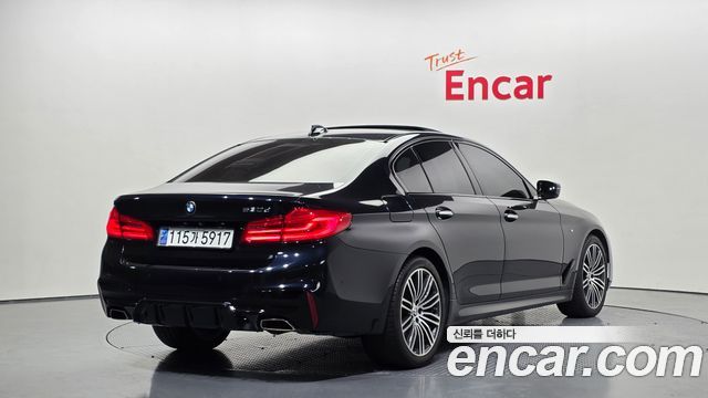 BMW 5-Series 530d M Sport Package