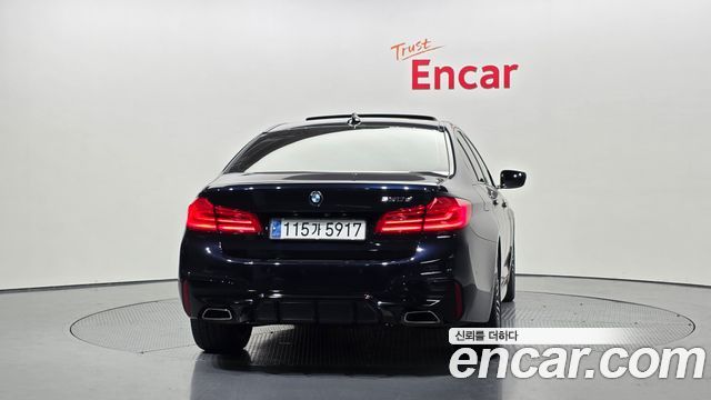 BMW 5-Series 530d M Sport Package