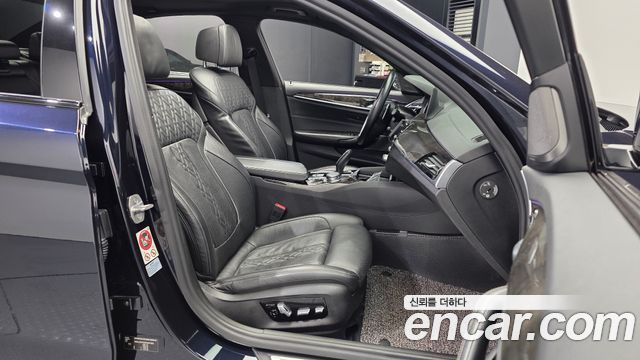 BMW 5-Series 530d M Sport Package
