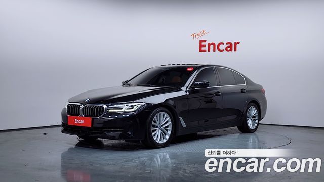 BMW 5-Series 520i Luxury