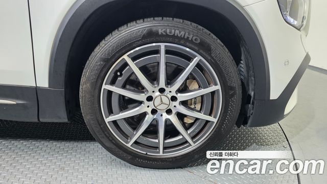 Mercedes-Benz GLB-Class AMG GLB35 4MATIC