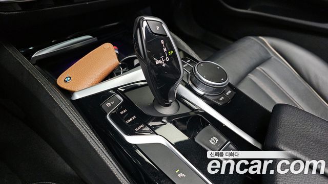 BMW 5-Series 520i Luxury