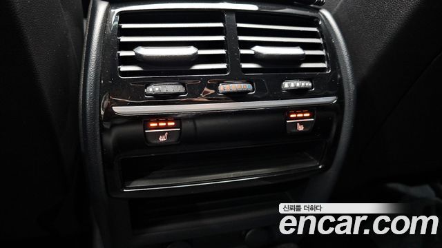 BMW 5-Series 520i Luxury