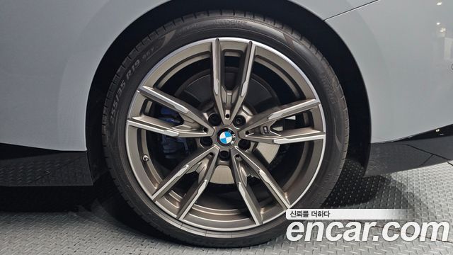 BMW 2-Series M240i xDrive Coupe