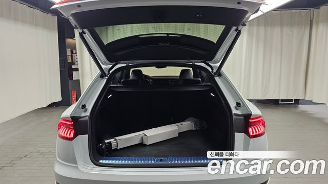 Audi Q8 55 TFSI Quattro Premium