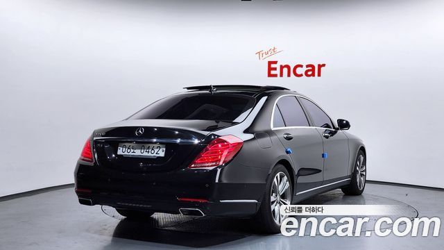 Mercedes-Benz S-Class S500L