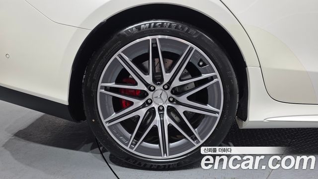 Mercedes-Benz AMG GT 4Door 43 4MATIC+