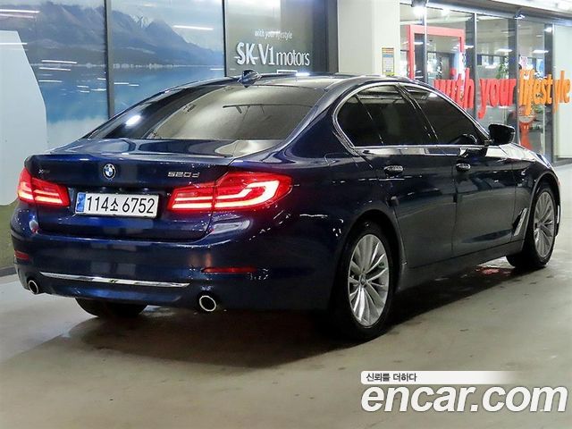BMW 5-Series 520d xDrive Luxury Plus