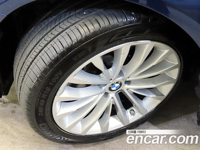 BMW 5-Series 520d xDrive Luxury Plus