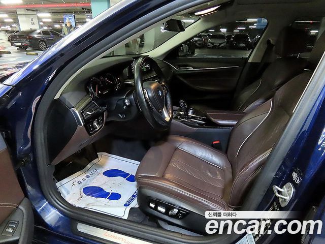 BMW 5-Series 520d xDrive Luxury Plus