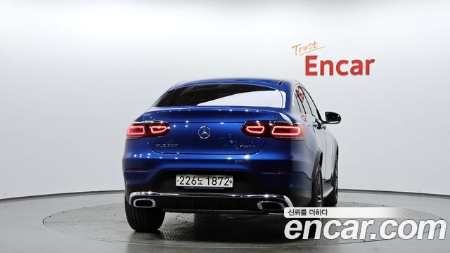 Mercedes-Benz GLC-Class GCL300 4MATIC Coupe