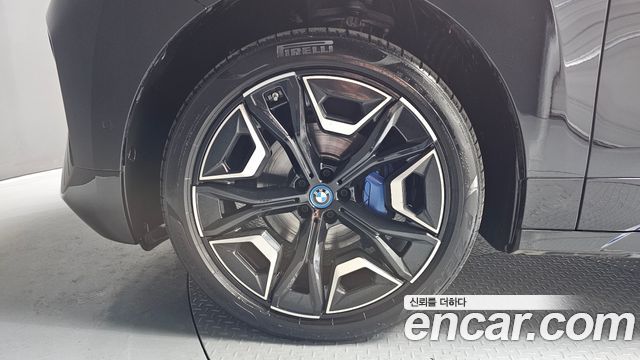BMW iX xDrive50 Sports Plus