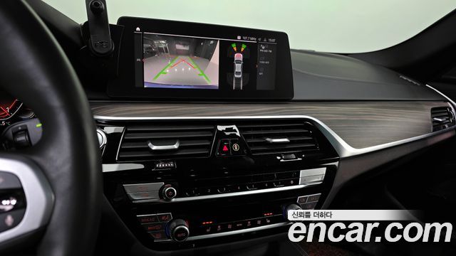 BMW 5-Series 520i M Sport