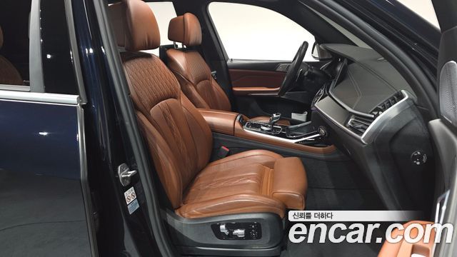 BMW X7 M50i 6STR