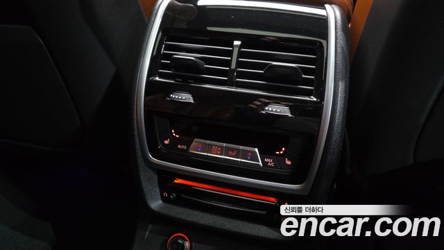 BMW X7 M50i 6STR