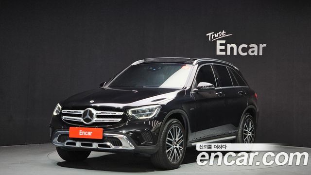 Mercedes-Benz GLC-Class GLC300e 4MATIC