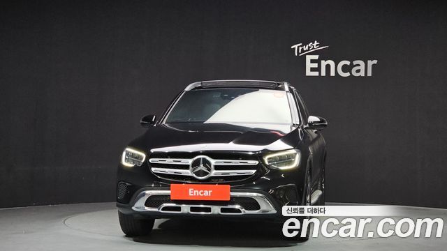 Mercedes-Benz GLC-Class GLC300e 4MATIC