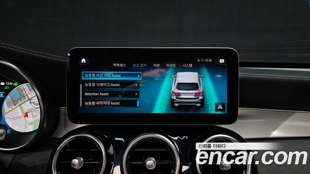Mercedes-Benz GLC-Class GLC300e 4MATIC