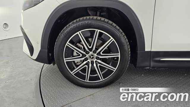 Mercedes-Benz EQB EQB300 4MATIC AMG Line