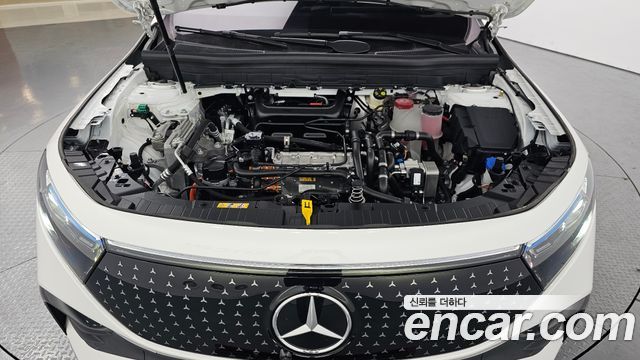 Mercedes-Benz EQB EQB300 4MATIC AMG Line