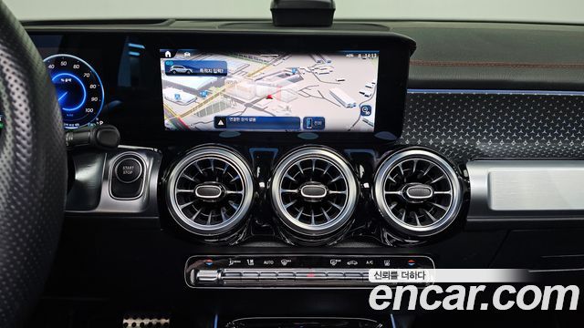 Mercedes-Benz EQB EQB300 4MATIC AMG Line