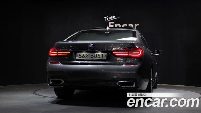 BMW 7-Series 740Li xDrive M Sport Package