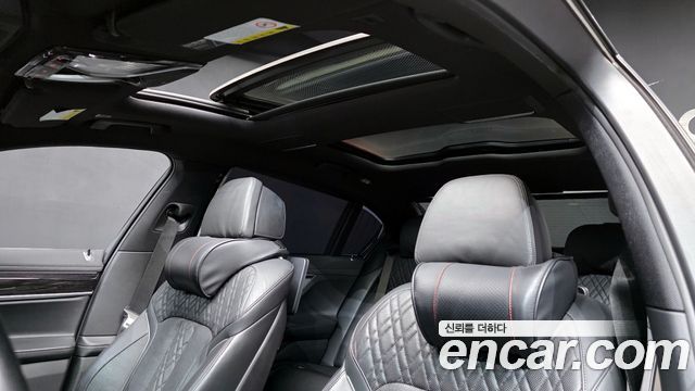 BMW 7-Series 740Li xDrive M Sport Package