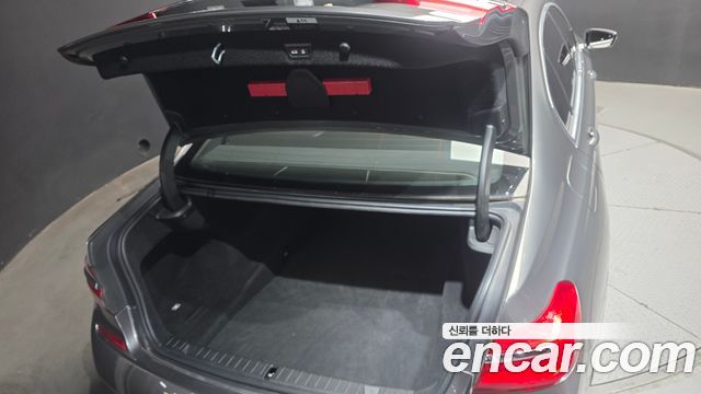 BMW 7-Series 740Li xDrive M Sport Package