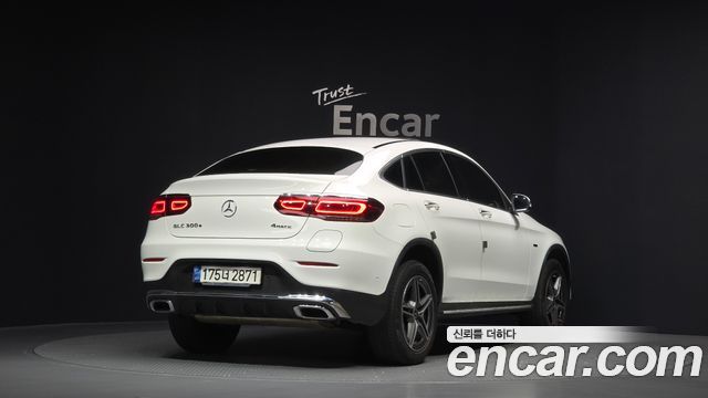 Mercedes-Benz GLC-Class GLC300e 4MATIC Coupe