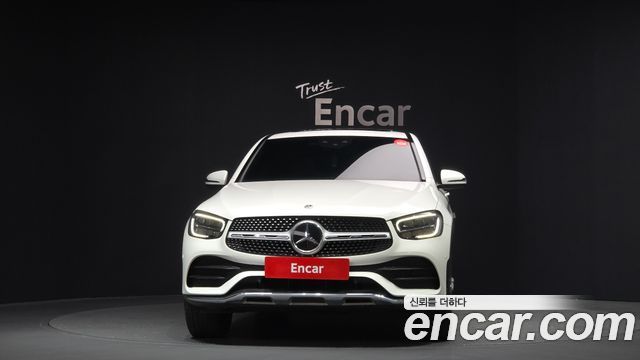 Mercedes-Benz GLC-Class GLC300e 4MATIC Coupe