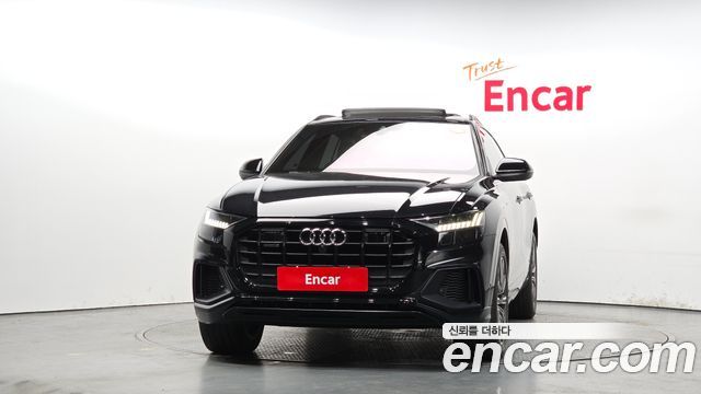 Audi Q8 55 TFSI Quattro Premium